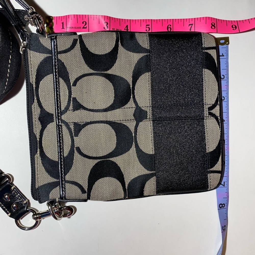 Coach Crossbody - Picture 2 of 3